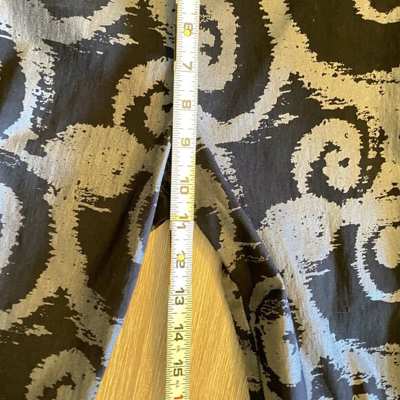 Krazy Larry Women's Black Pants Stretch Size 10 Swirl Pattern Unique - Picture 7 of 8